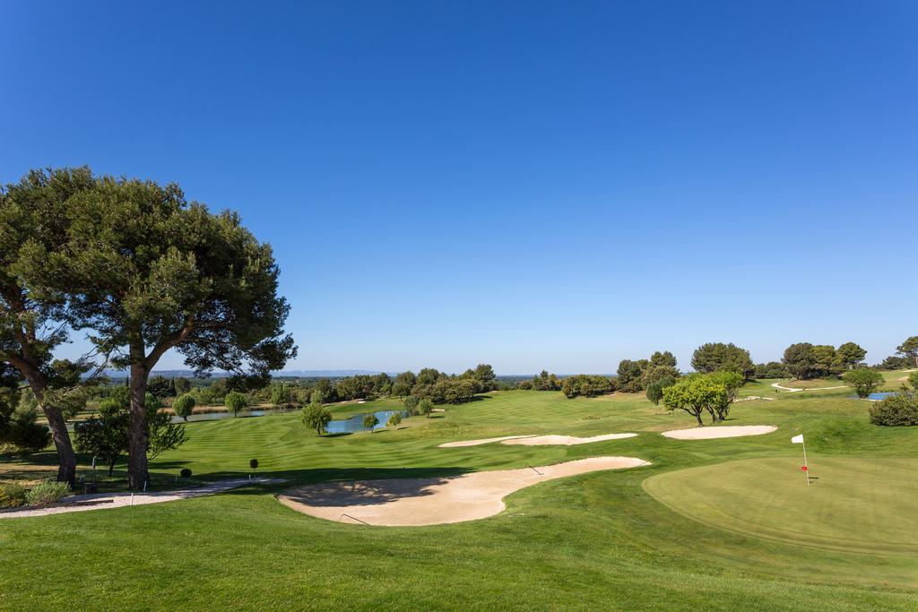 Madame Vacances Residence Provence Country Club Saumane-de-Vaucluse Buitenkant foto